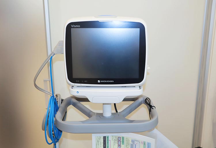 心電図モニター